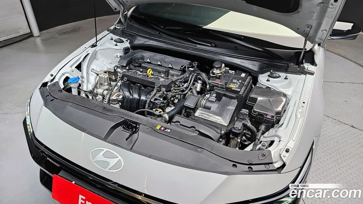 Hyundai AVANTE — фото 5