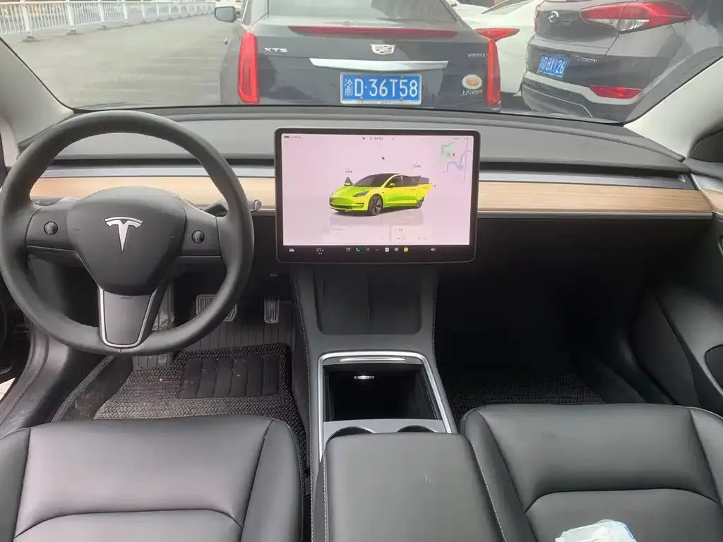 Tesla Model 3 — фото 2