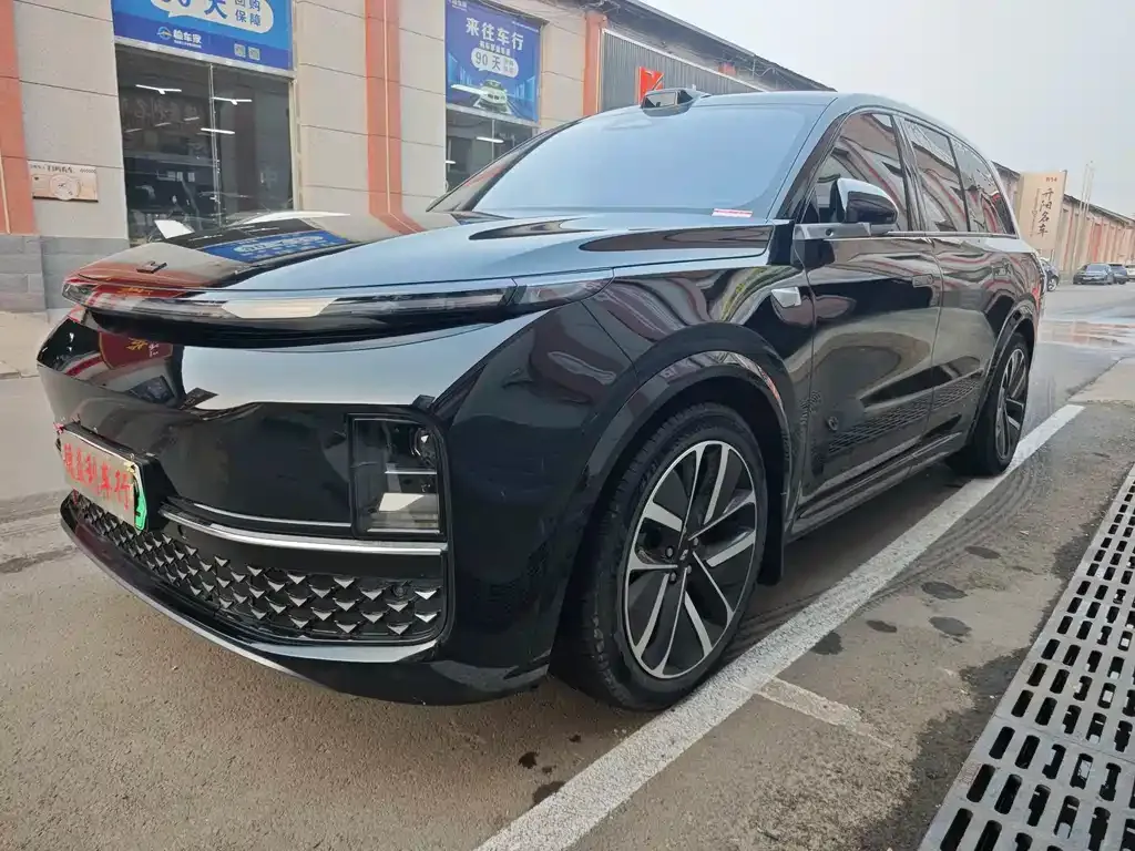 Li Auto L8 2022 из CN, фото 1
