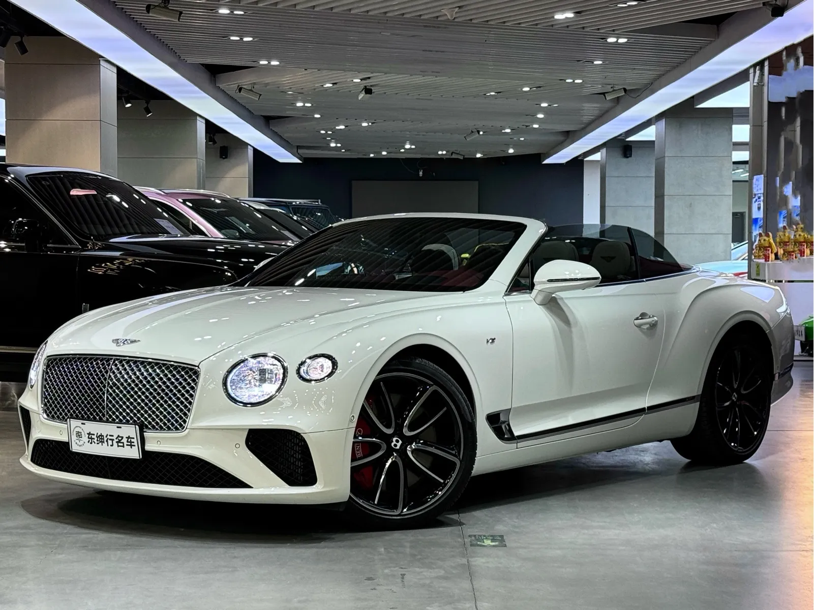 Bentley Continental — фото 1