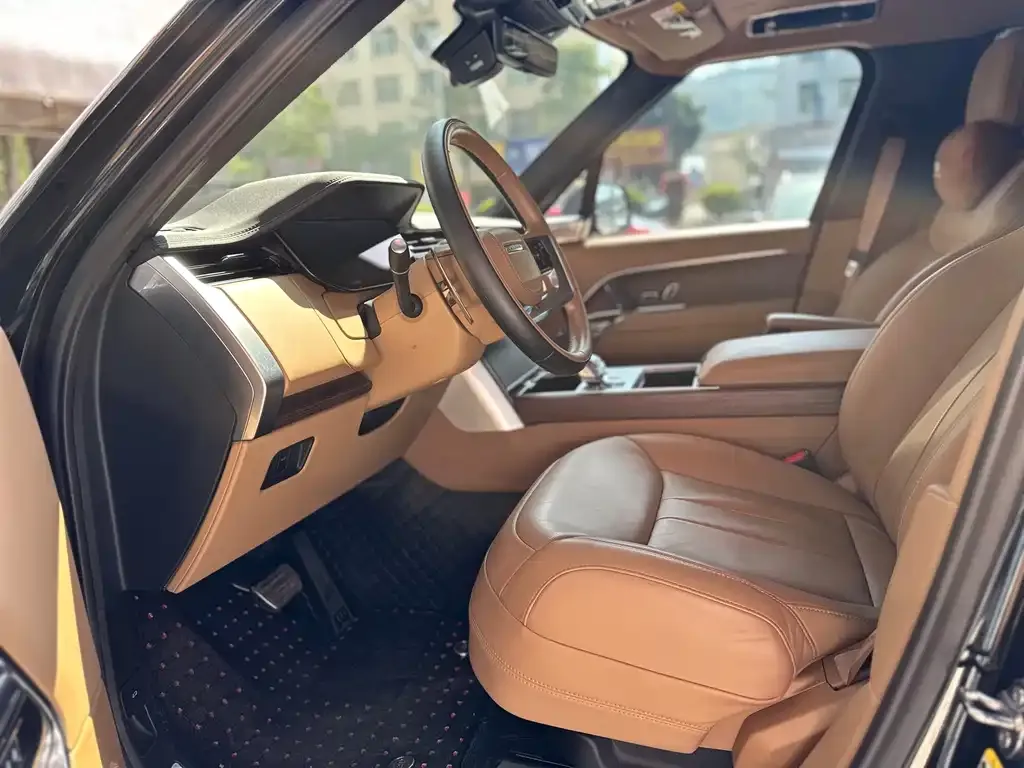 Land Rover Range Rover 2024 из CN, фото 2