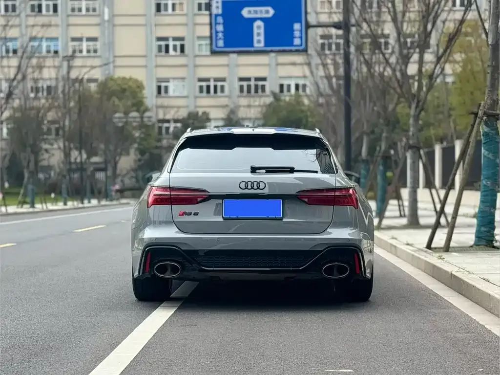 Audi RS 6 2021 из CN, фото 9