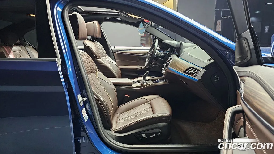 BMW 5-Series 2021 из KR, фото 4