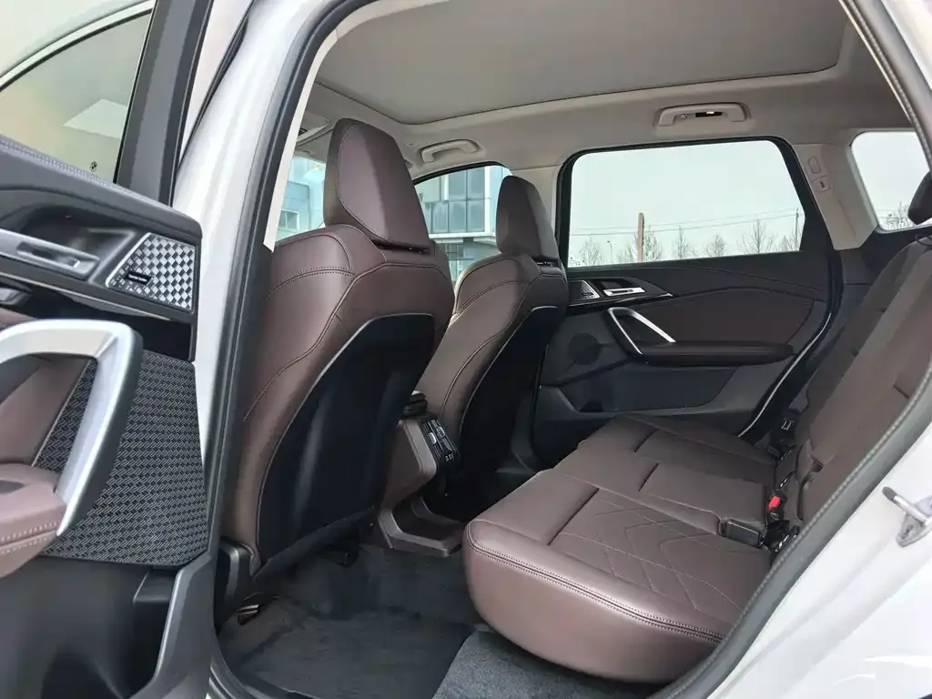 BMW X1 2025 из CN, фото 5