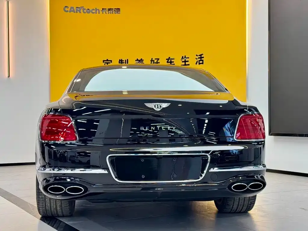 Bentley Flying Spur PHEV 2023 из CN, фото 7