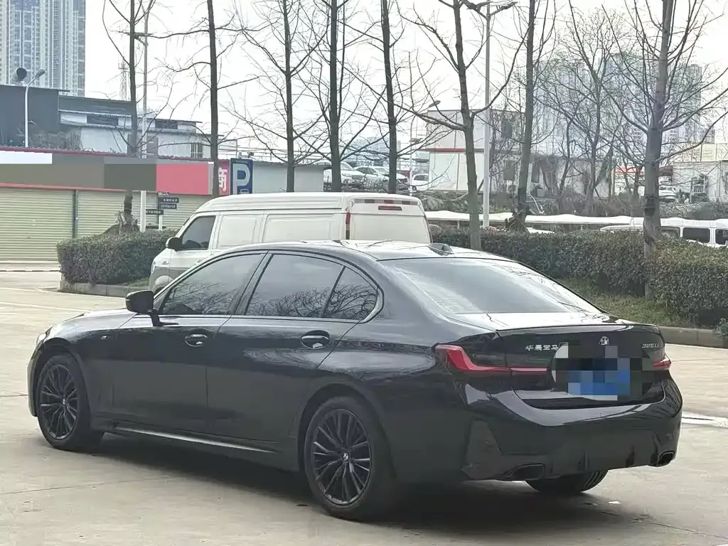 BMW 3 Series 2023 из CN, фото 7