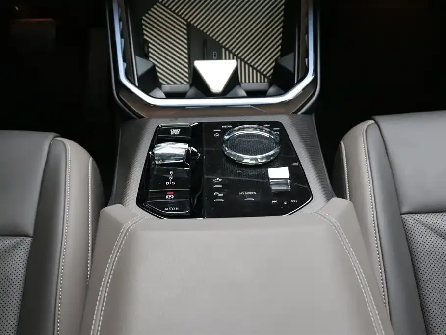 BMW X3 2025 из CN, фото 9