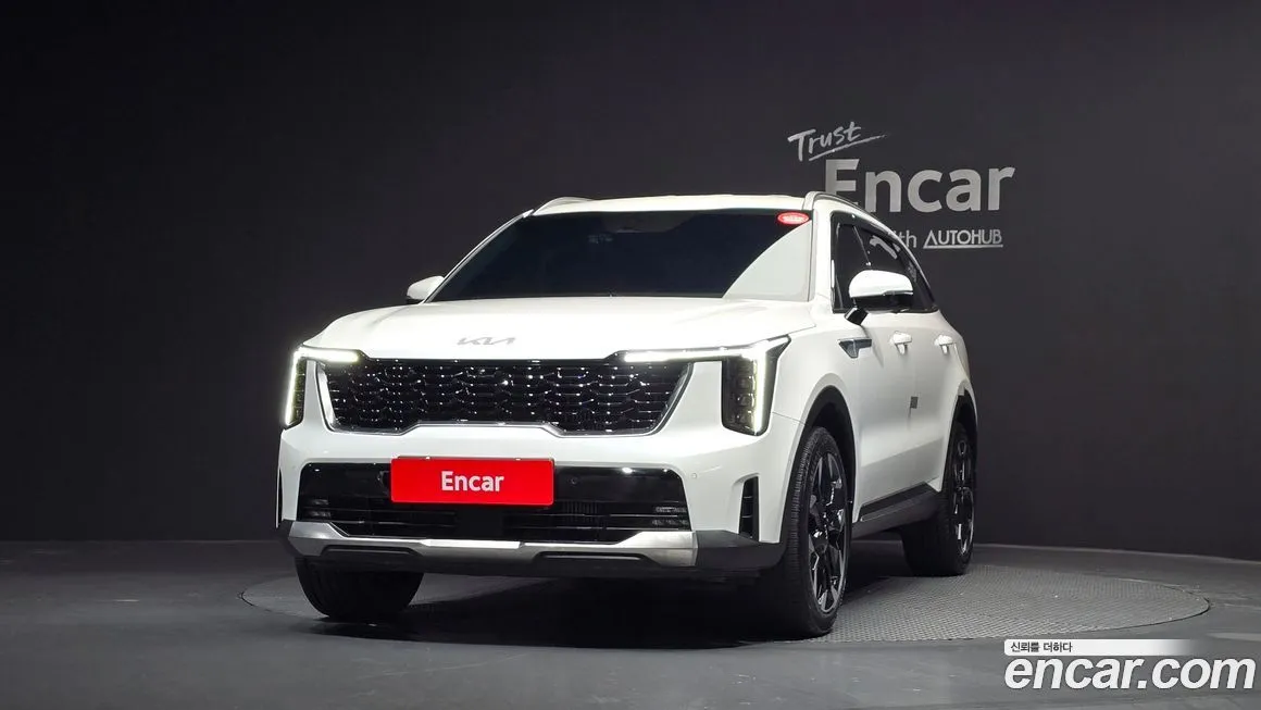 Kia Sorento — фото 5