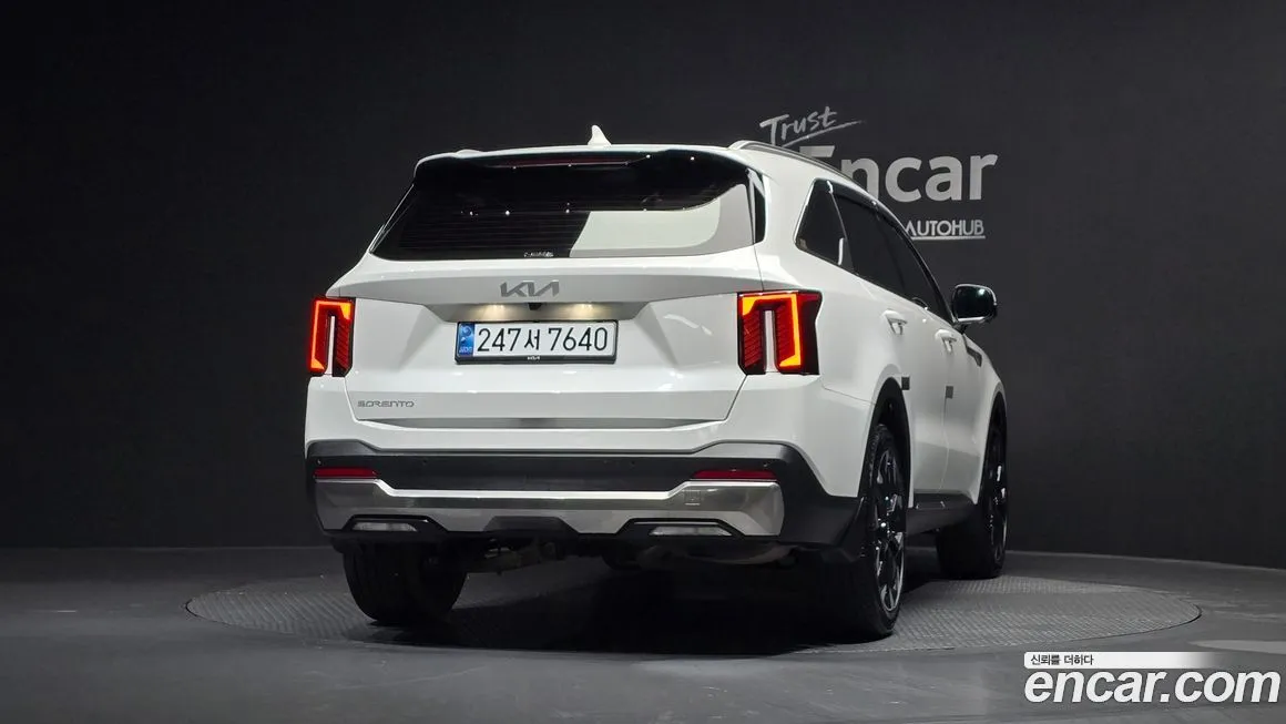 Kia Sorento — фото 3