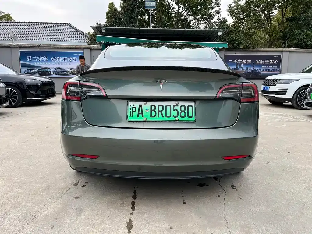 Tesla Model 3 — фото 6