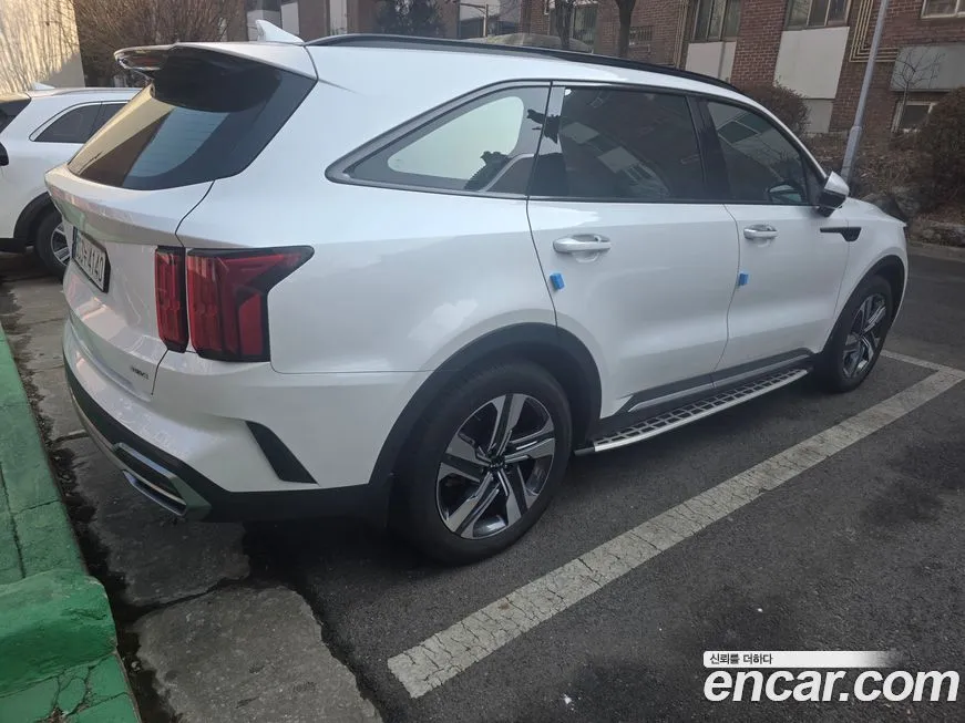 Kia Sorento — фото 9
