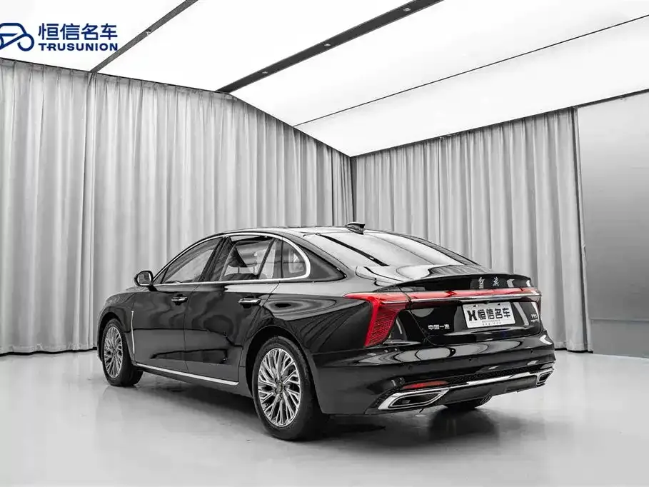 Hongqi H5 — фото 8