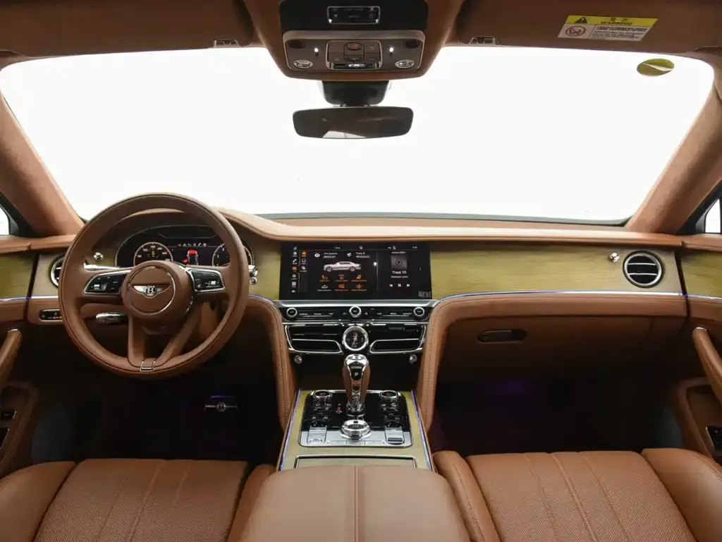 Bentley Flying Spur — фото 5
