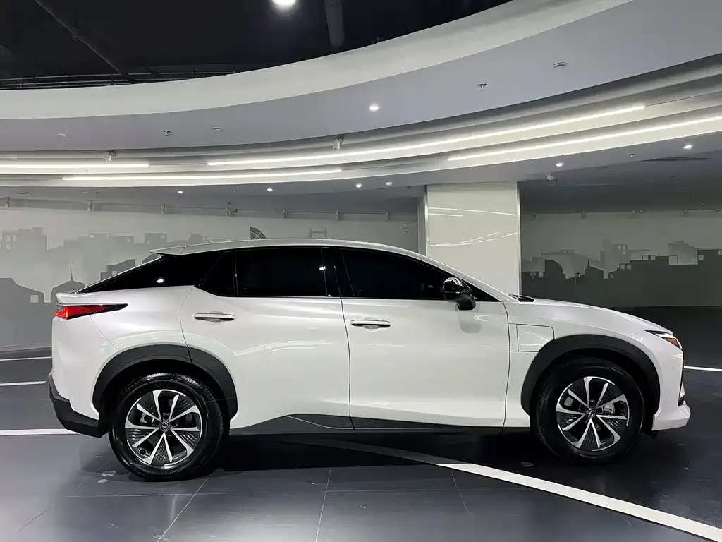 Lexus RZ 2024 из CN, фото 5