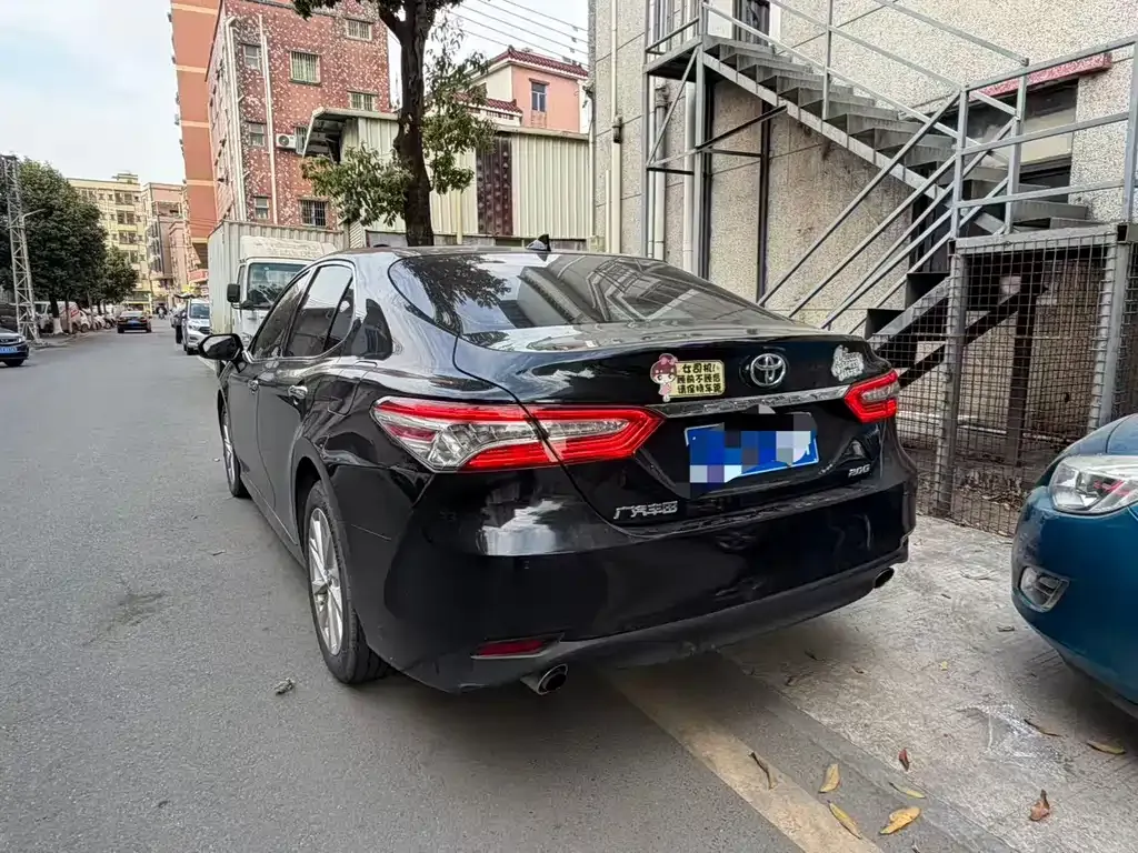 Toyota Camry 2021 из CN, фото 4