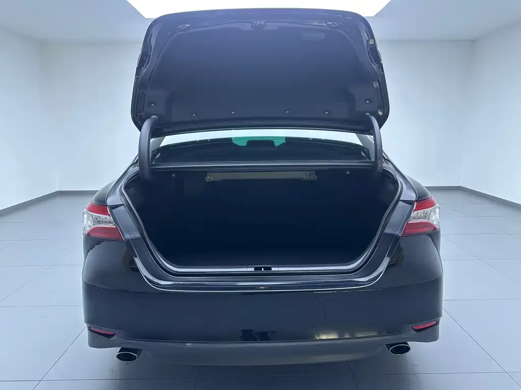 Toyota Camry 2022 из CN, фото 9