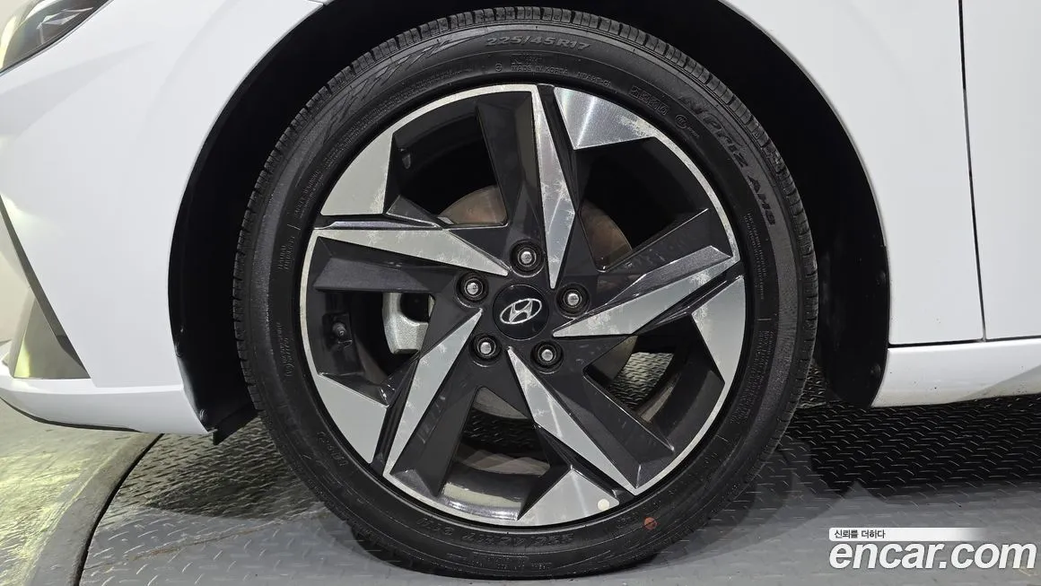 Hyundai AVANTE — фото 10