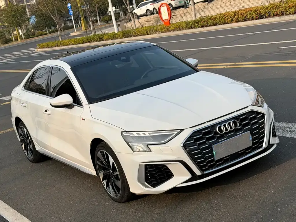 Audi A3 — фото 9