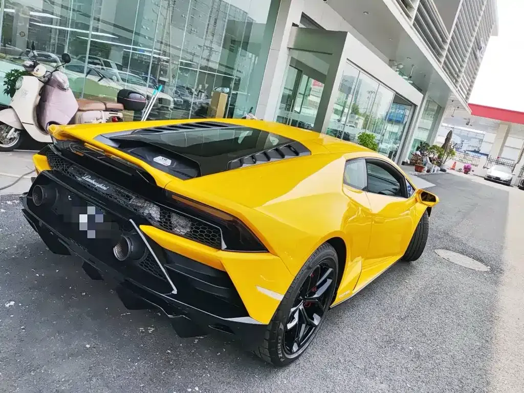 Lamborghini Huracan — фото 8