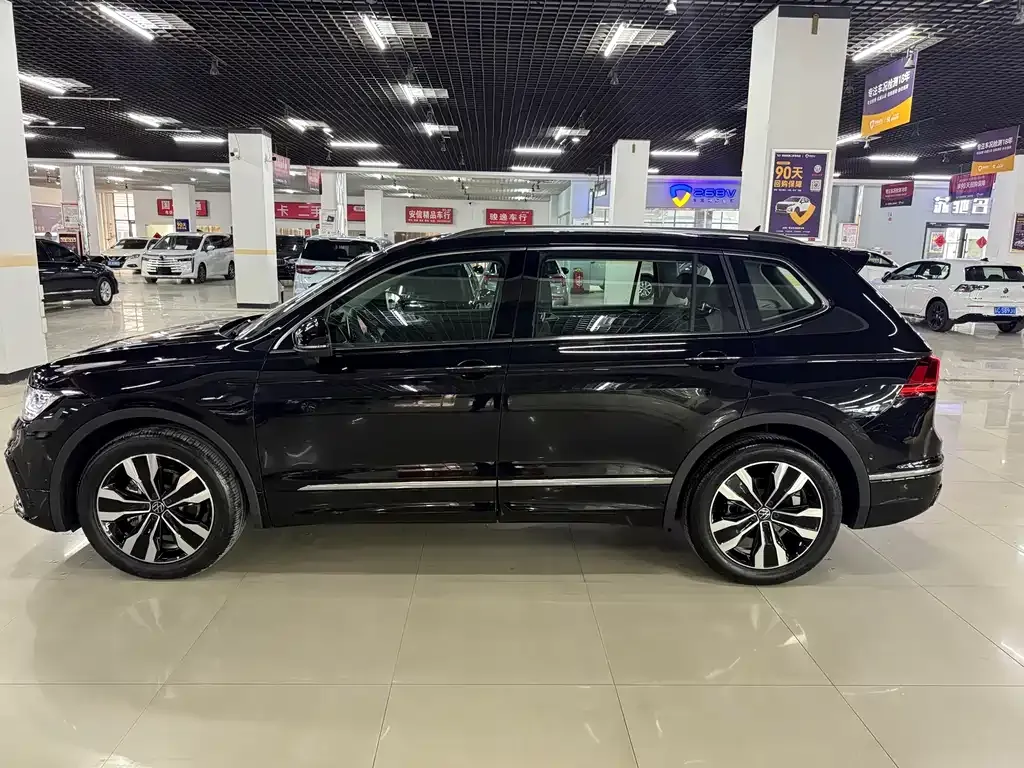 Volkswagen Tiguan L 2025 из CN, фото 6