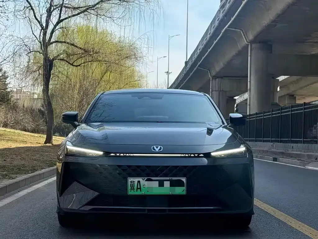 Changan UNI-V iDD 2024 из CN, фото 9