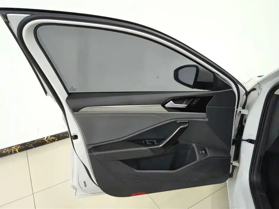 Volkswagen Sagitar 2022 из CN, фото 2
