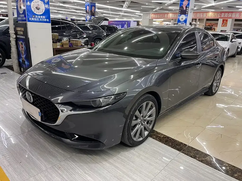 Mazda 3 Axela 2022 из CN, фото 4