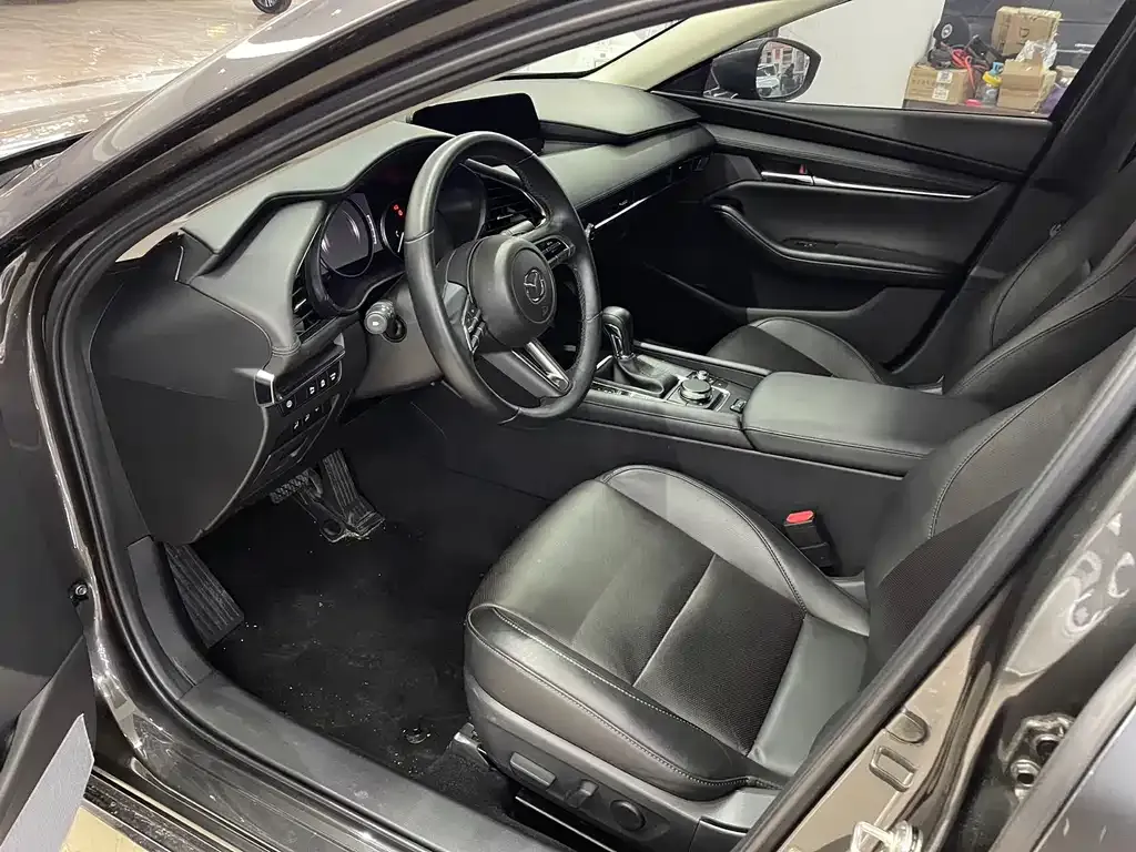 Mazda 3 Axela 2022 из CN, фото 8