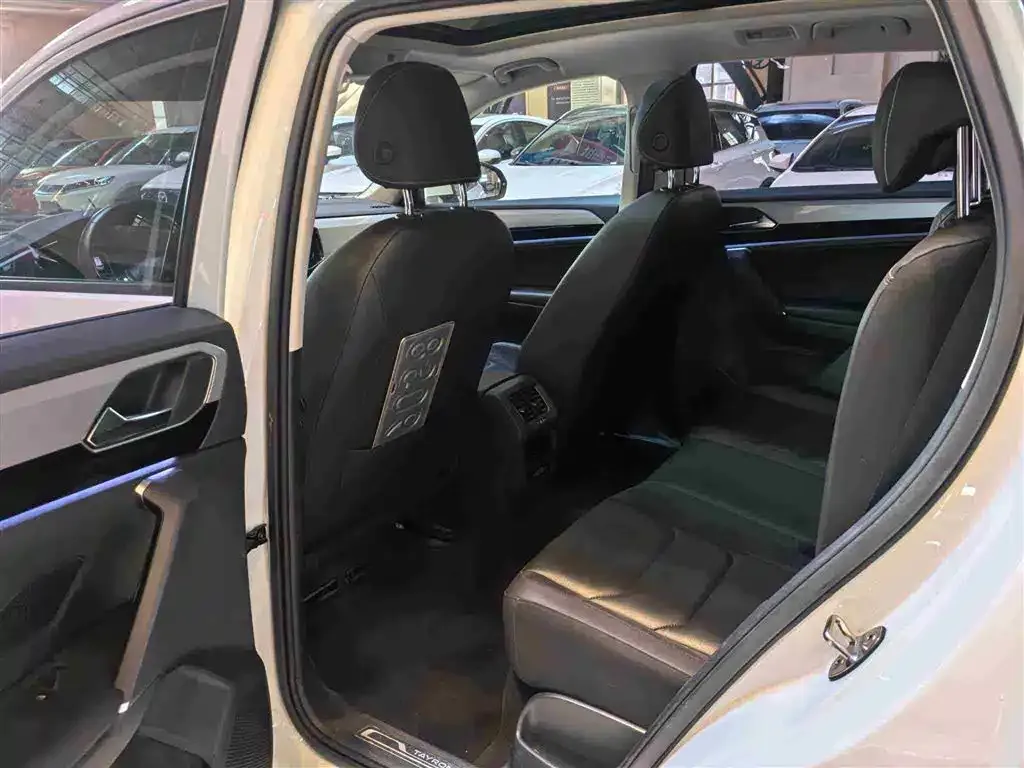 Volkswagen Tayron 2021 из CN, фото 6