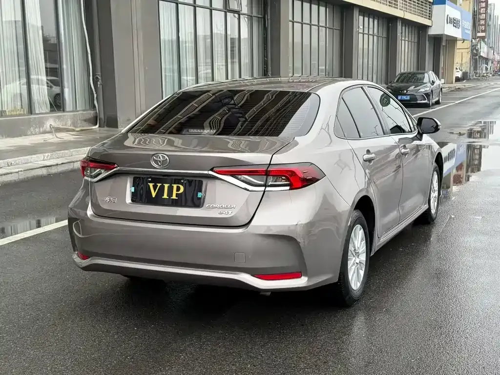 Toyota Corolla 2023 из CN, фото 9