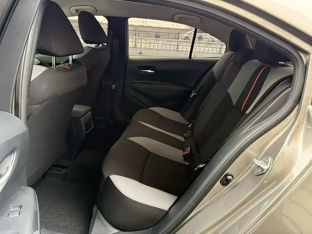 Toyota Corolla 2023 из CN, фото 5
