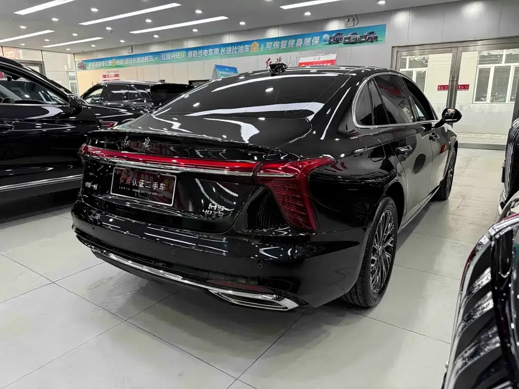 Hongqi H5 — фото 3