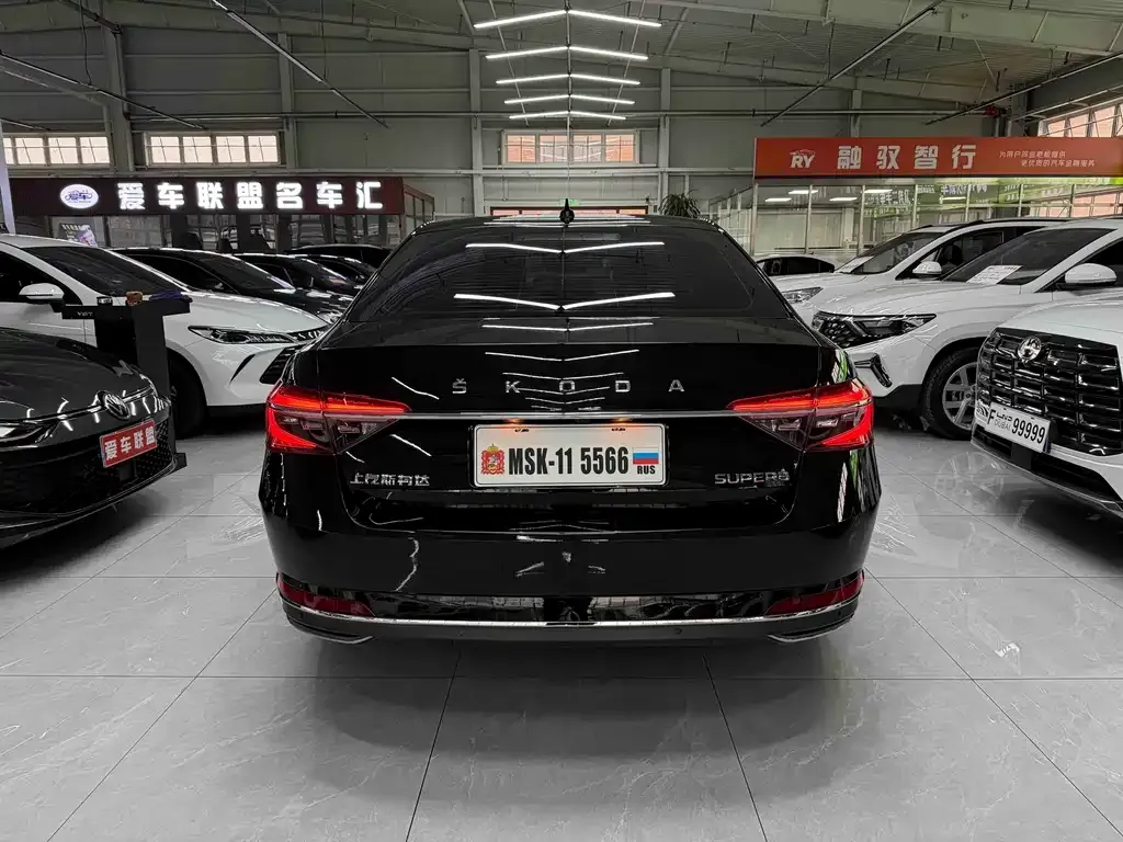 Skoda Superb 2022 из CN, фото 4
