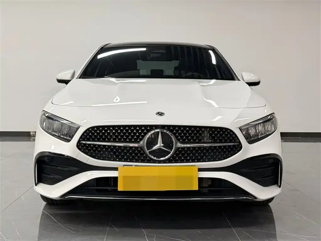 Mercedes-Benz A-Class 2024 из CN, фото 8