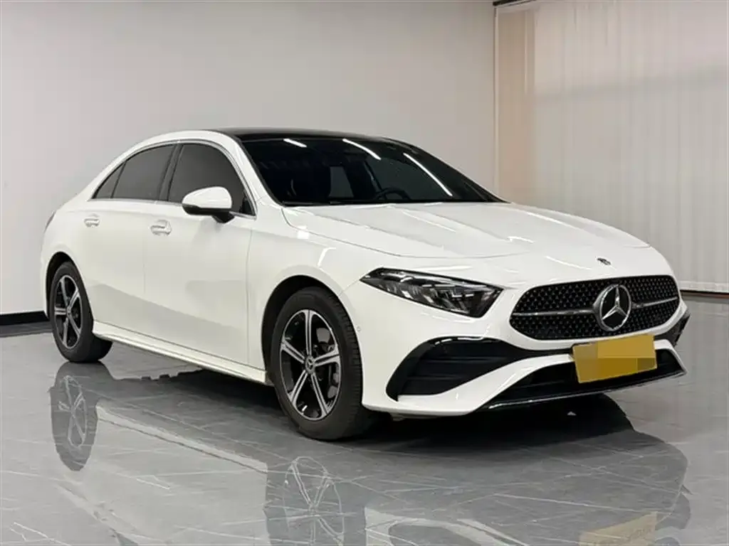 Mercedes-Benz A-Class 2024 из CN, фото 4