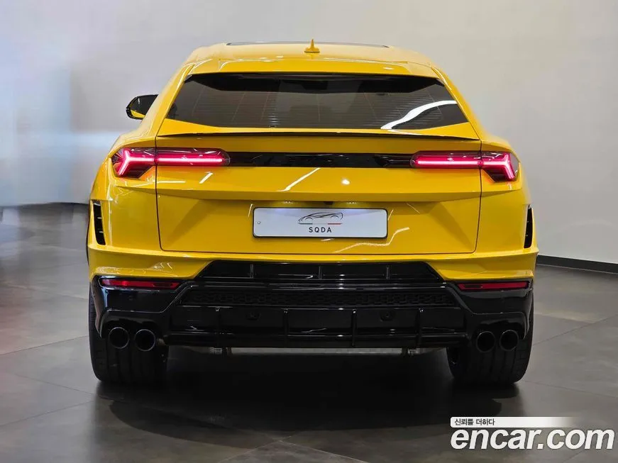 Lamborghini Urus — фото 9