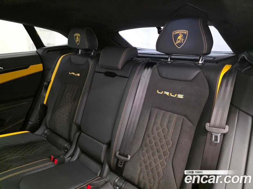 Lamborghini Urus — фото 3