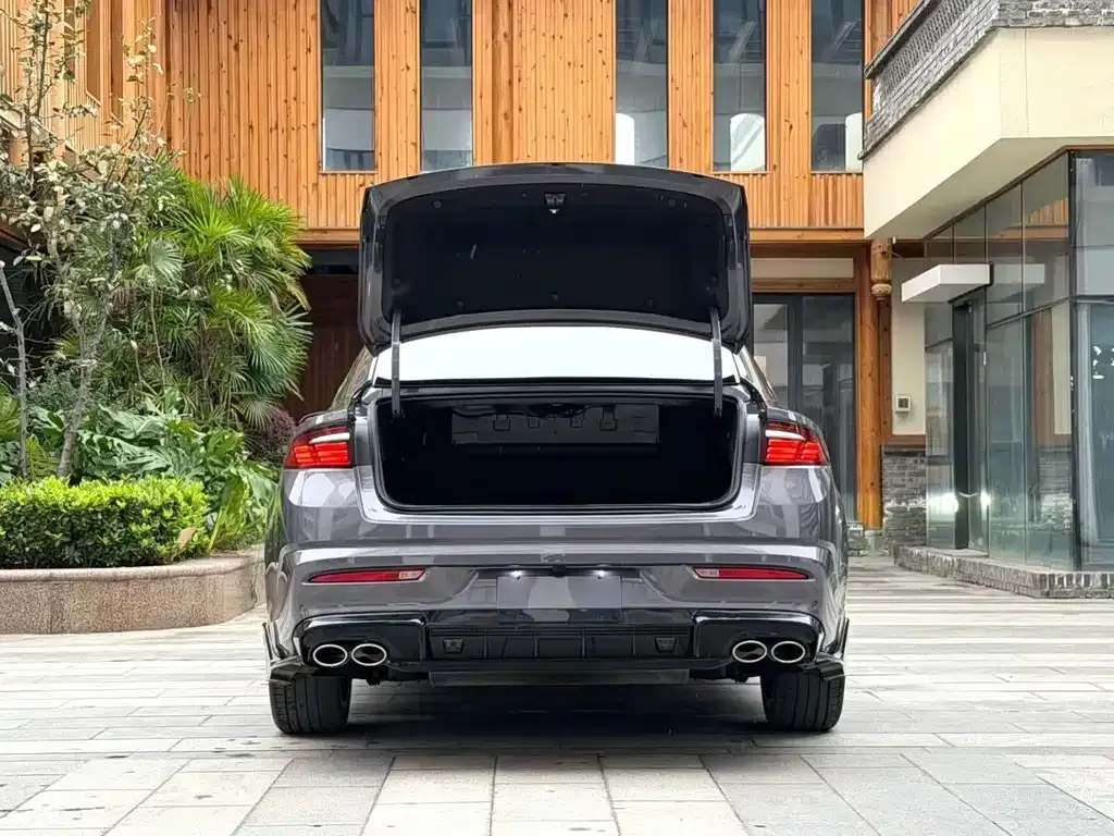 Geely Xingrui 2024 из CN, фото 4