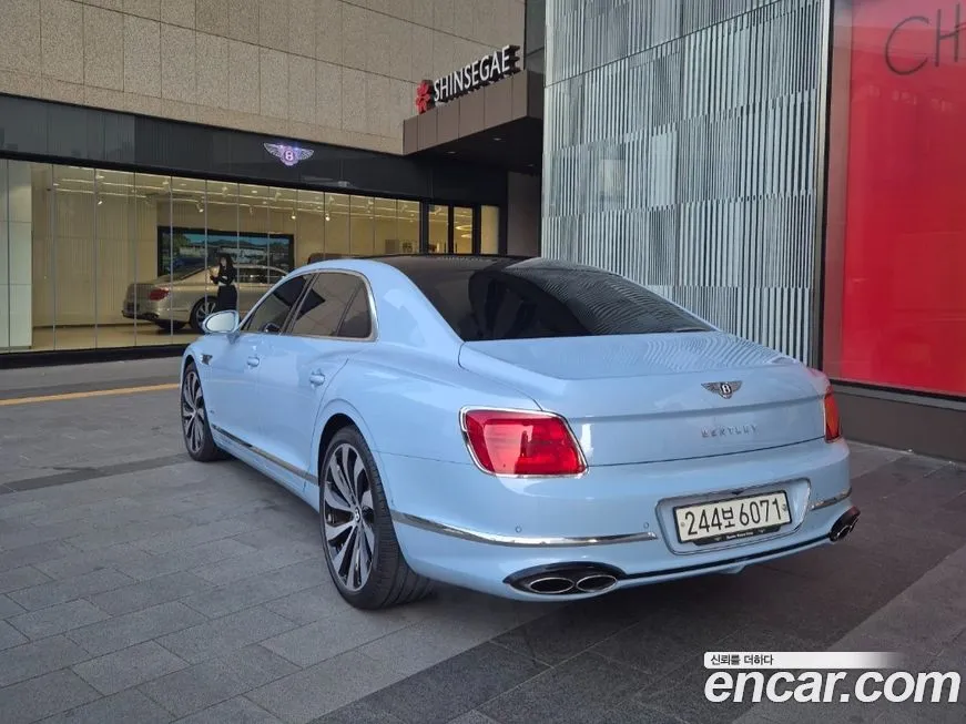 Bentley Flying Spur 2023 из KR, фото 4