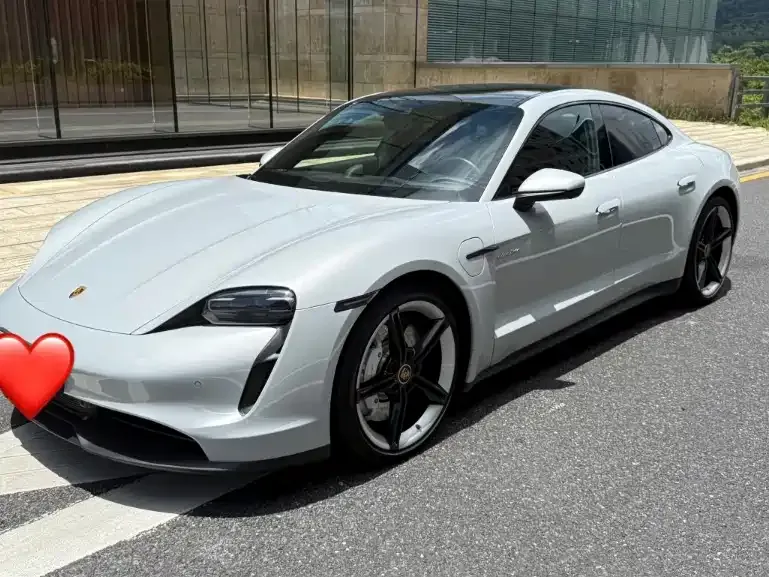 Porsche Taycan 2023 из CN, фото 1