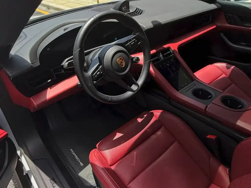 Porsche Taycan 2023 из CN, фото 4
