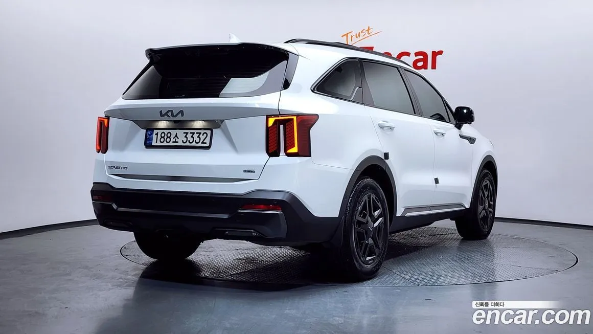 Kia Sorento — фото 3