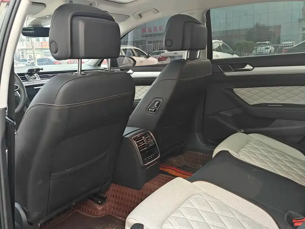 Volkswagen Magotan 2023 из CN, фото 5