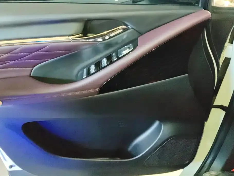 GAC Motor Trumpchi M8 — фото 6