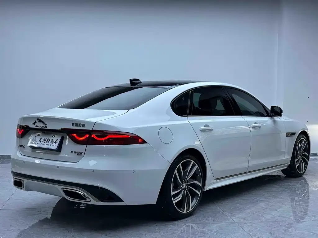 Jaguar XFL 2024 из CN, фото 8