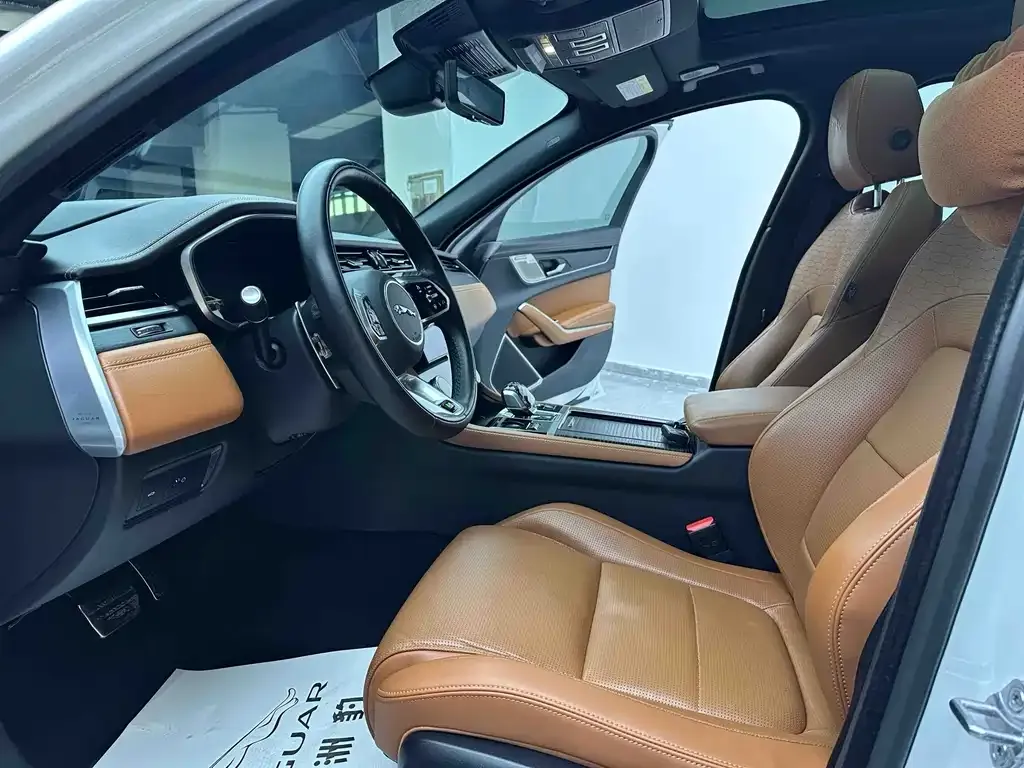 Jaguar XFL 2024 из CN, фото 7