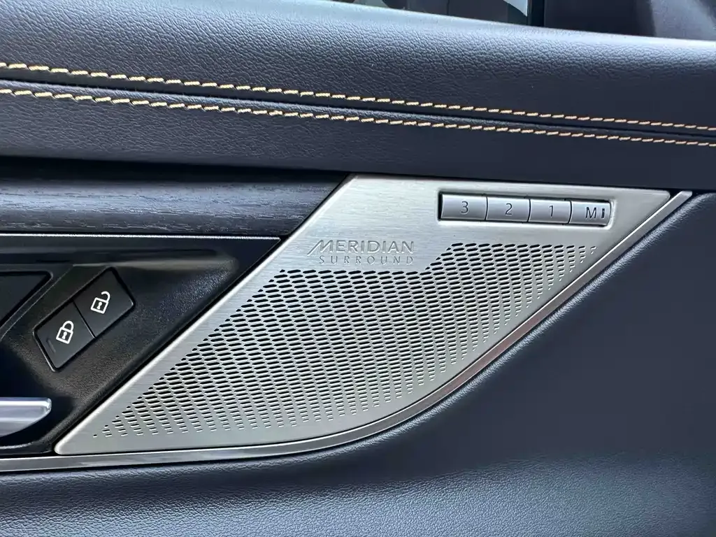 Jaguar XFL 2024 из CN, фото 9