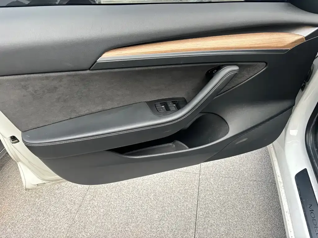 Tesla Model 3 2022 из CN, фото 3