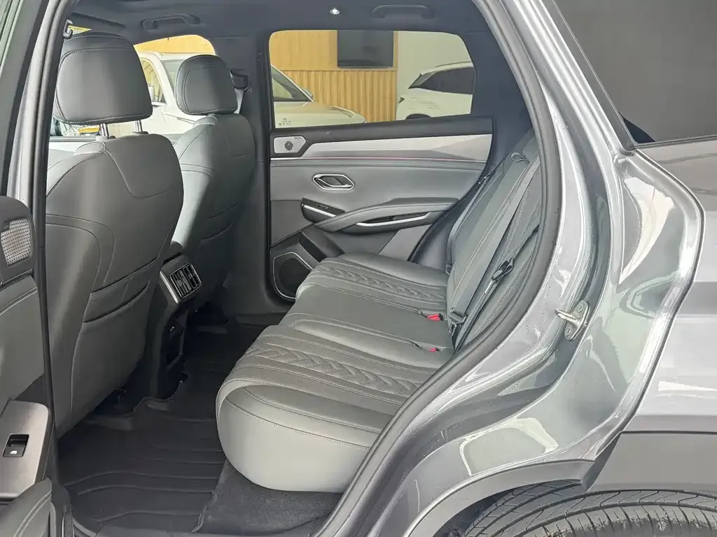 BYD L DM-i 2025 из CN, фото 8