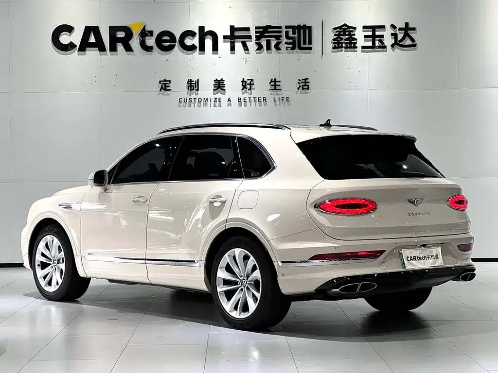 Bentley Bentayga PHEV 2021 из CN, фото 2